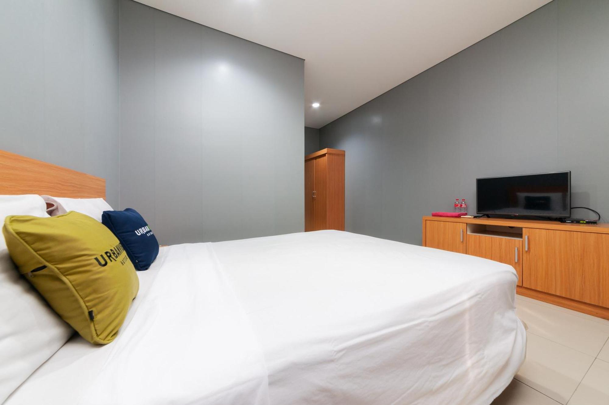 Reddoorz Plus Near Kelapa Dua Kebon Jeruk จาการ์ตา ภายนอก รูปภาพ