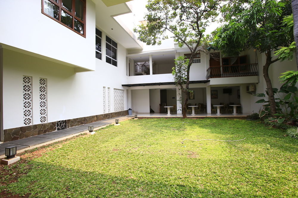 Reddoorz Plus Near Kelapa Dua Kebon Jeruk จาการ์ตา ภายนอก รูปภาพ